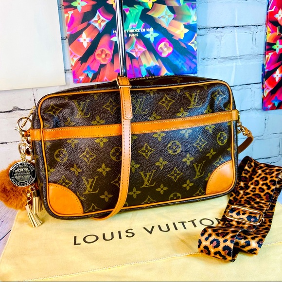 Louis Vuitton Handbags - Louis Vuitton Compiegne 28 crossbody bag with straps and bag charm dust bag